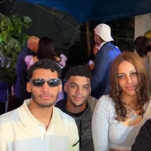 Meet your Posher, Junior